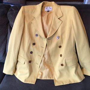 Yellow blazer jacket